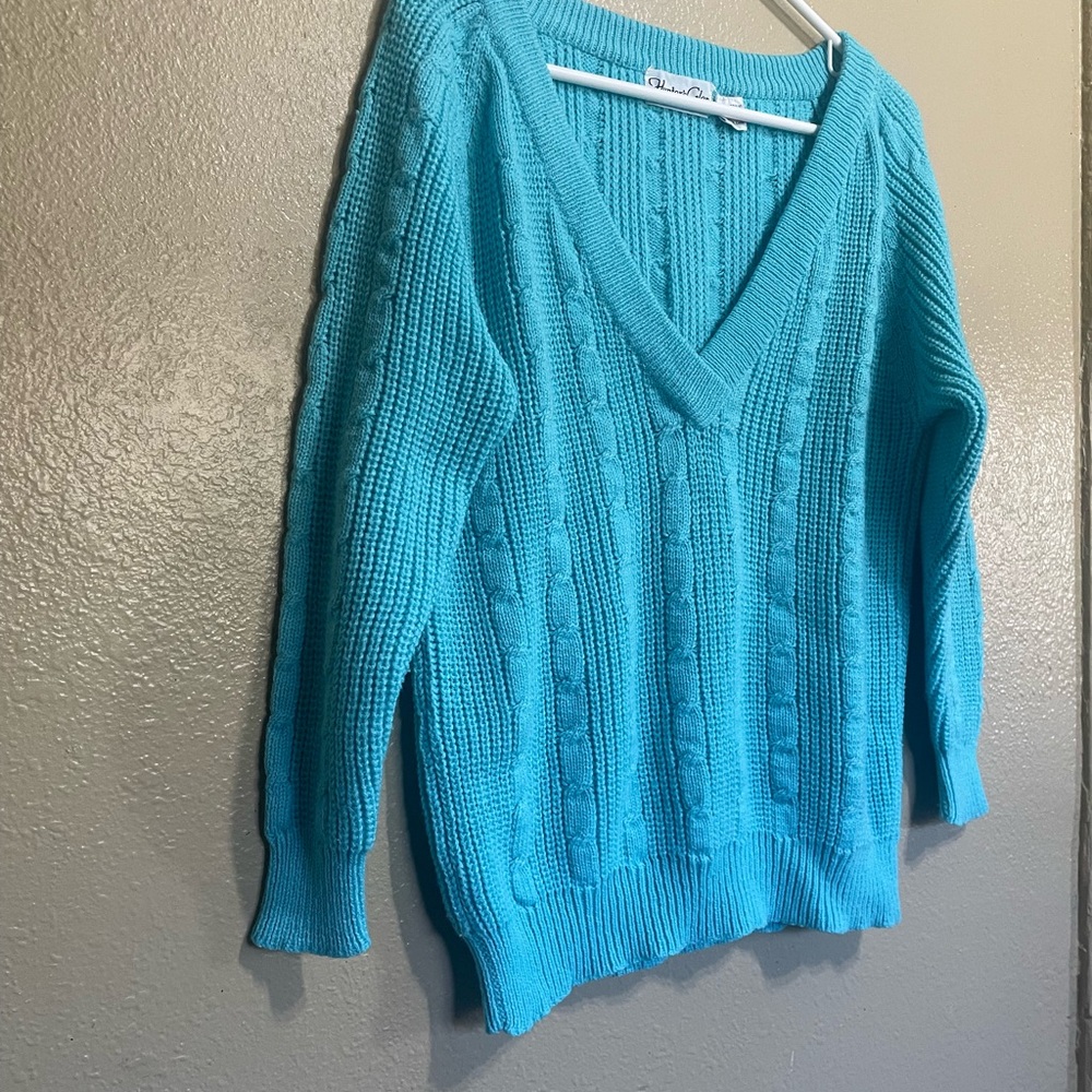 Women's V-Neck Sweater - Blue size S